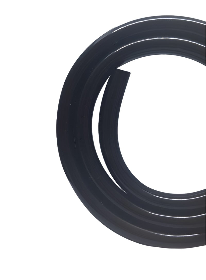 whip black.jpg whip black.jpg